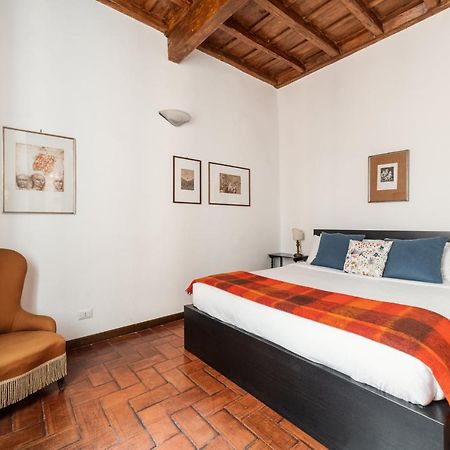 Domus Quiritum Charming, Appartamento D'Epoca A Campo De' Fiori Rzym Zewnętrze zdjęcie