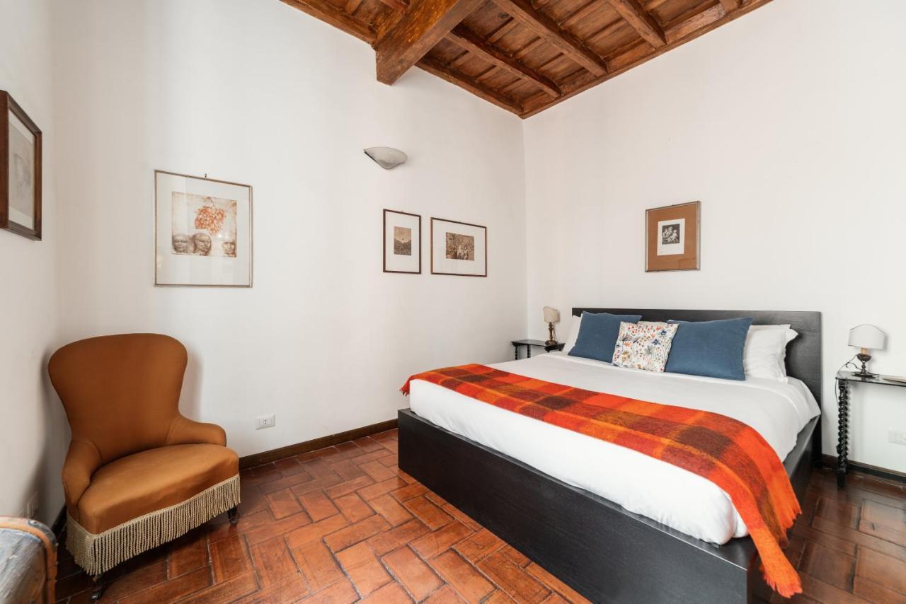 Domus Quiritum Charming, Appartamento D'Epoca A Campo De' Fiori Rzym Zewnętrze zdjęcie