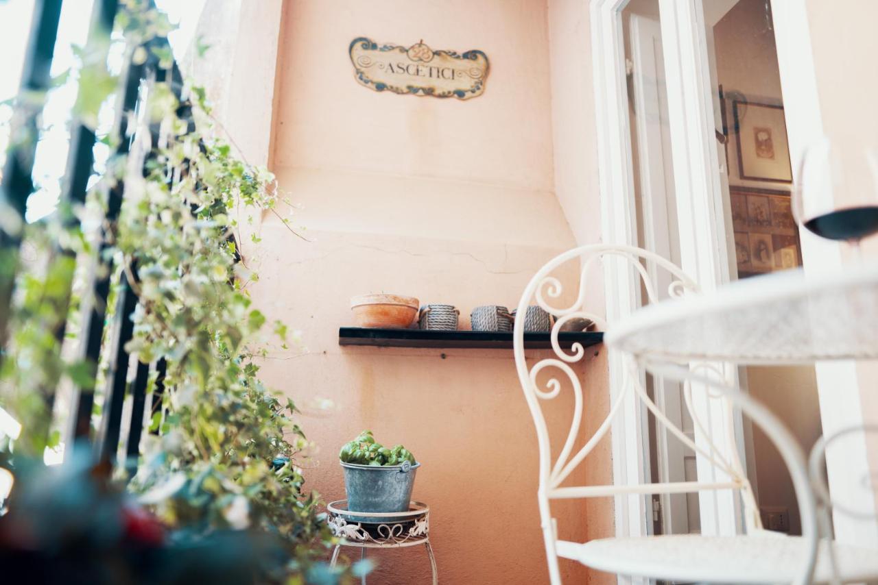 Domus Quiritum Charming, Appartamento D'Epoca A Campo De' Fiori Rzym Zewnętrze zdjęcie