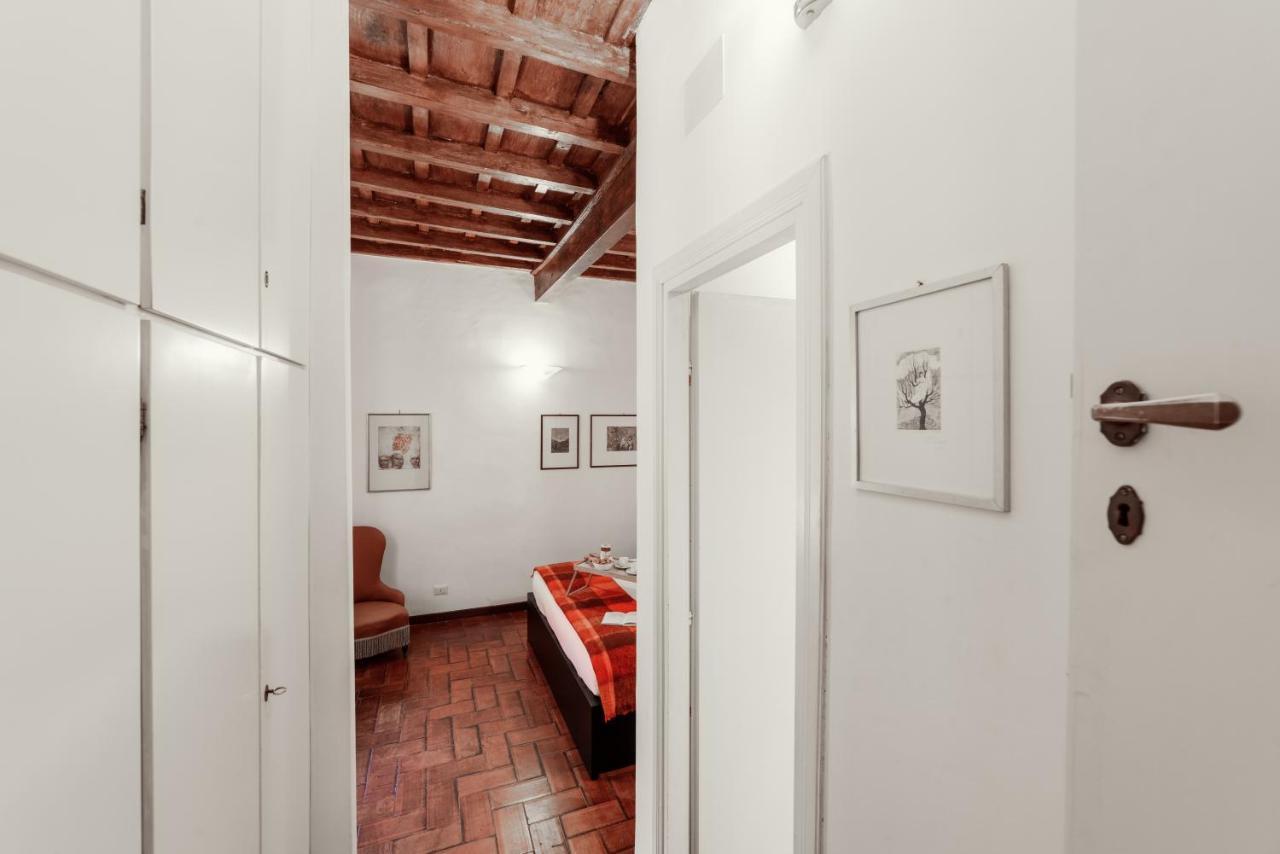 Domus Quiritum Charming, Appartamento D'Epoca A Campo De' Fiori Rzym Zewnętrze zdjęcie