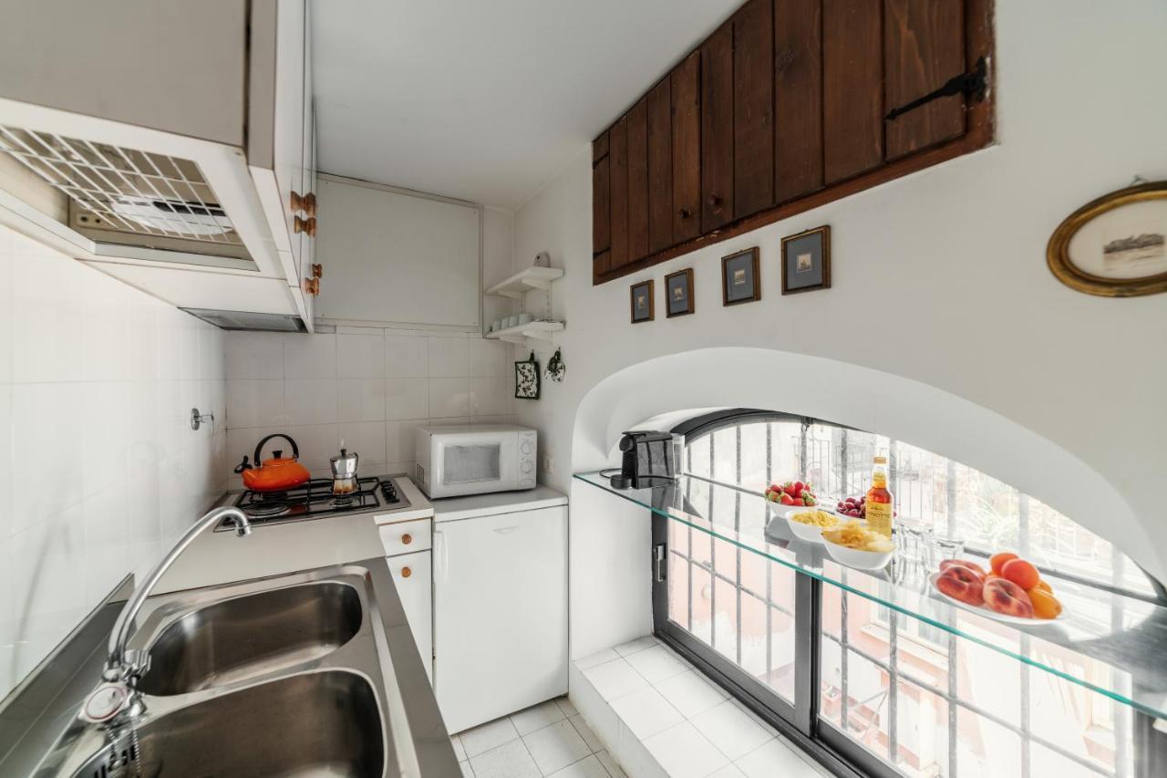 Domus Quiritum Charming, Appartamento D'Epoca A Campo De' Fiori Rzym Zewnętrze zdjęcie