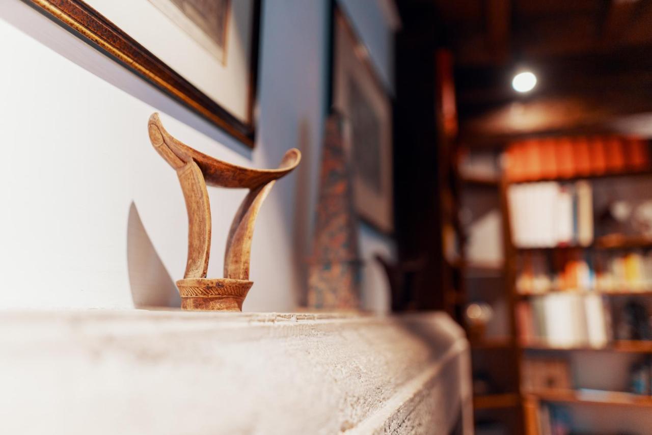 Domus Quiritum Charming, Appartamento D'Epoca A Campo De' Fiori Rzym Zewnętrze zdjęcie